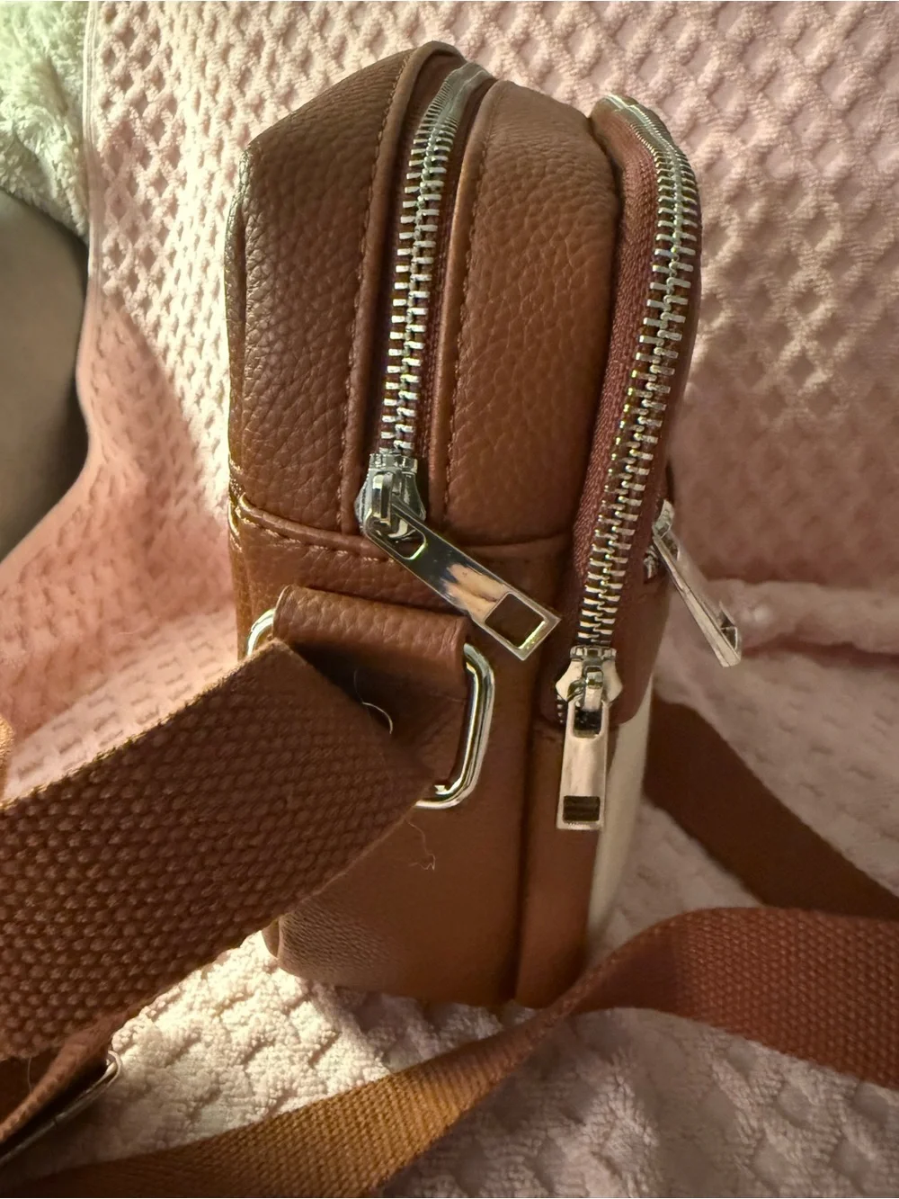 Two-Tone Tan and Cream Men's Messenger Crossbody